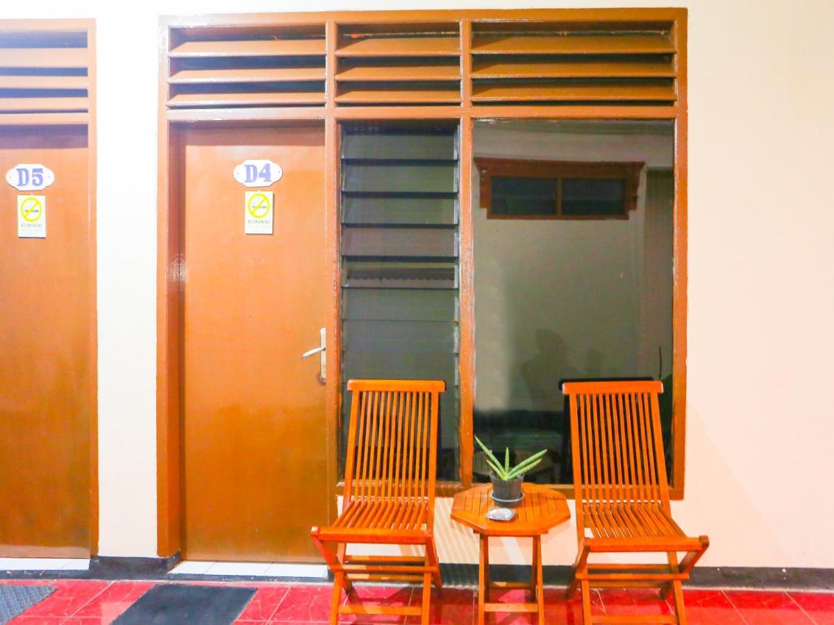 Oyo 93136 Santo Djaya 2 Hotel Bogor